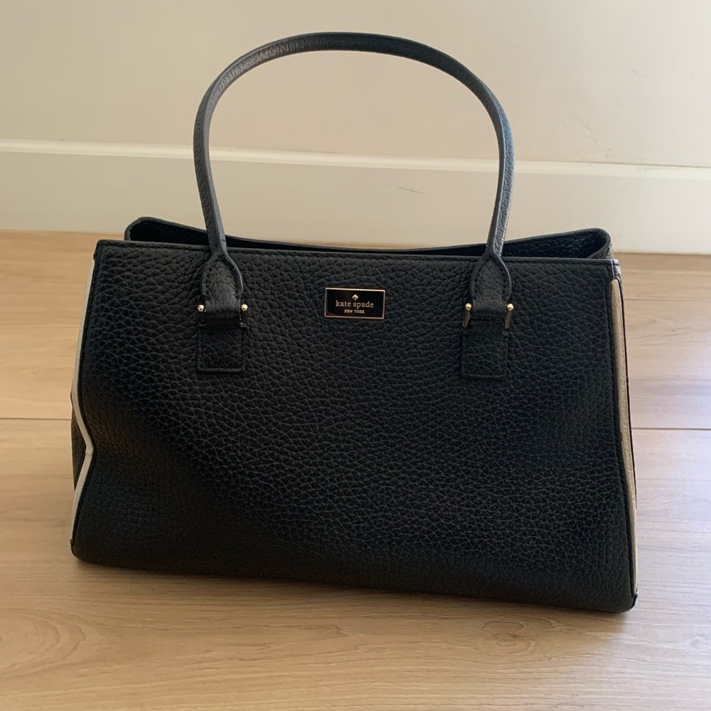 Black Kate Spade Purse